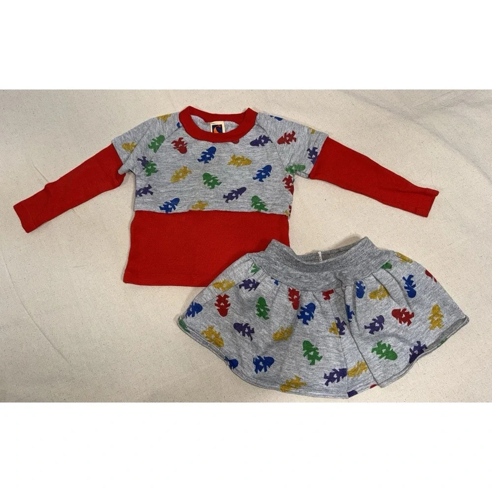 Carter's Vintage 80s 3T Girls Outfit Shirt Skirt‎ Children Around The World Red